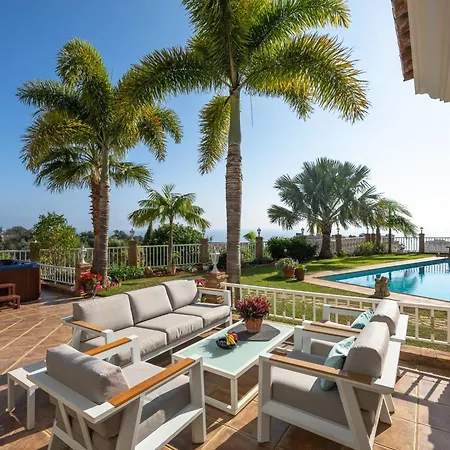 Your Private Paradise Luxurious Todo For Unforgettable Willa